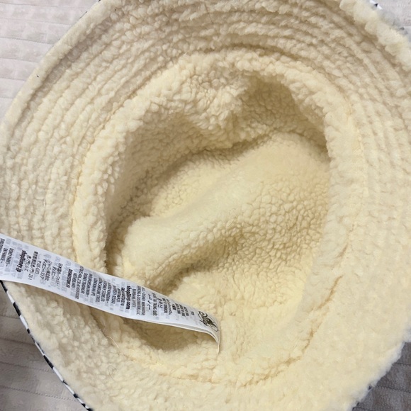 Checkered Bucket Hat with Rabbit Design - Picture 4 of 4